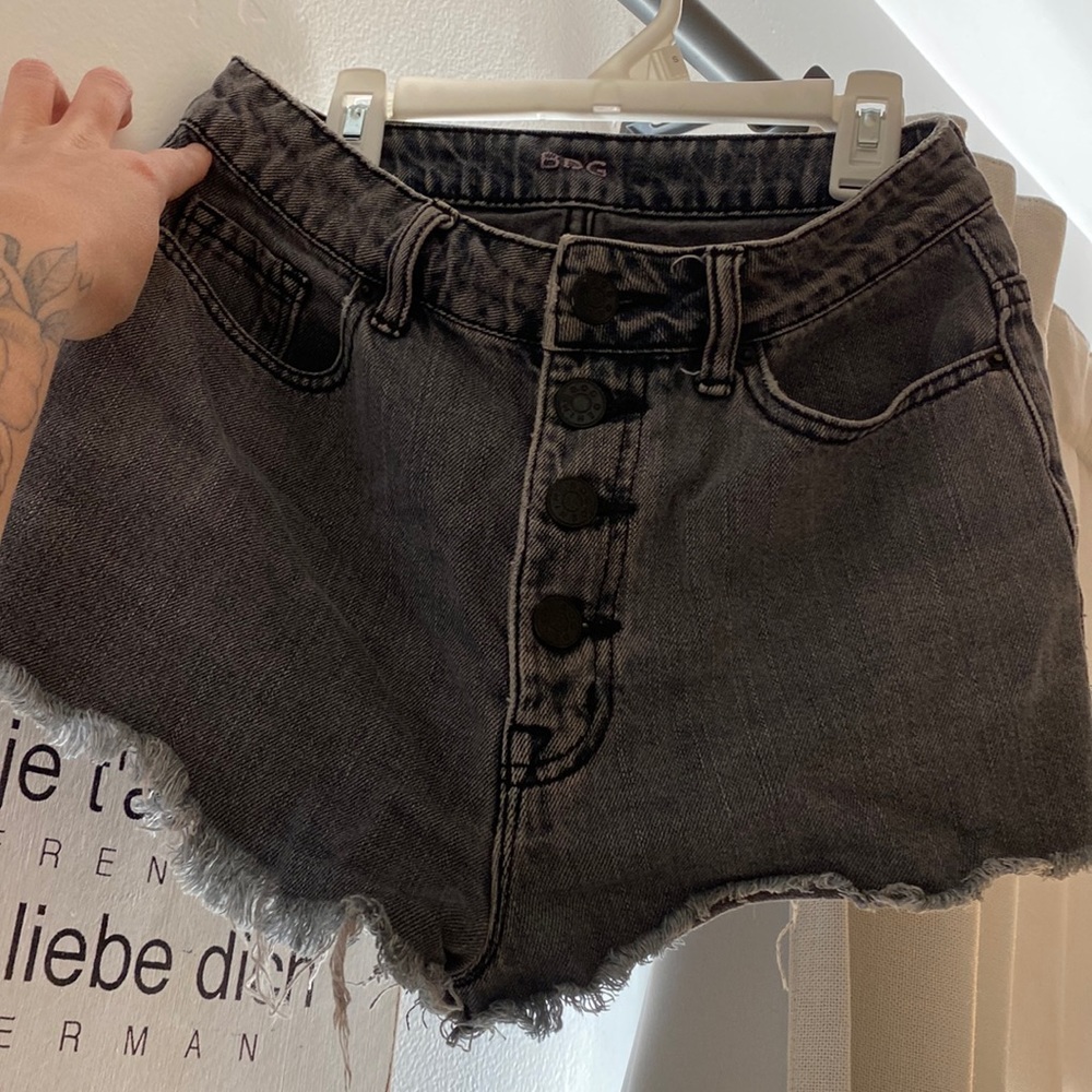 BDG black short jean shorts 27 but fit more like a 26